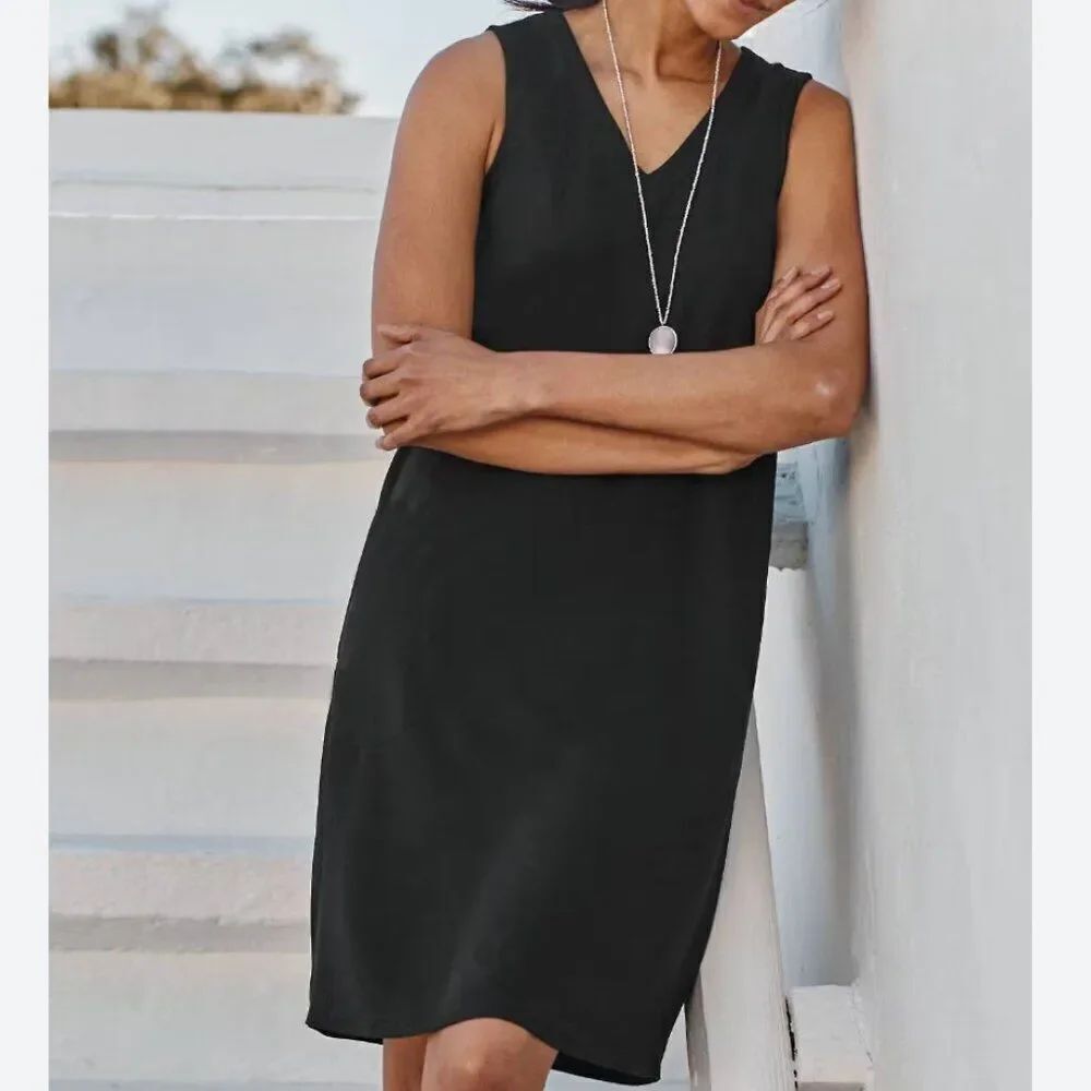 J.jill Wearever V-neck A-line Dress In Black in Size Small